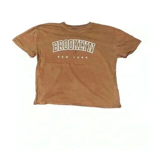 Brooklyn New York Women Shein T-Shirt Brown White Short Sleeve Jewel Neck Medium